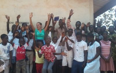 Is Vrijwilligerswerk in Afrika Nog van deze tijd?
